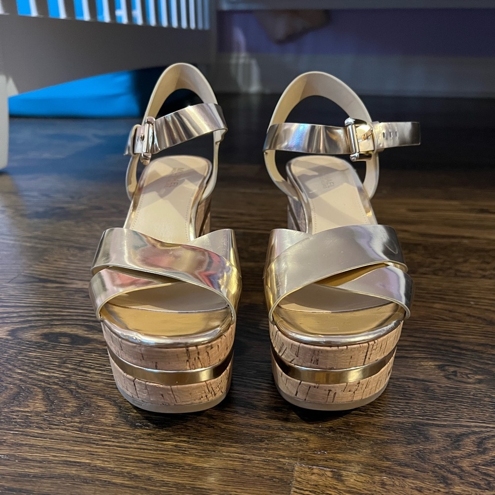Michael Kors Platform Sandals Size 6